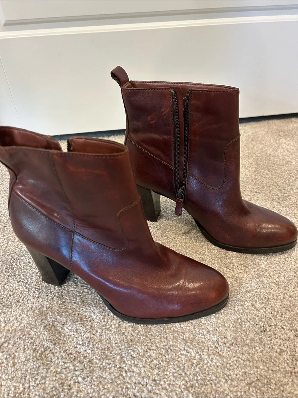 Cole Haan stitching toe